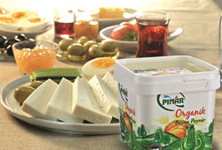 Pınar'dan gıda teşhirine destek