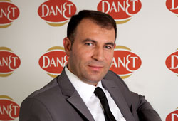 Danet yeni genel merkezine taşındı