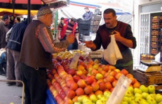 Bayramda sebzenin fiyatı ikiye katlandı